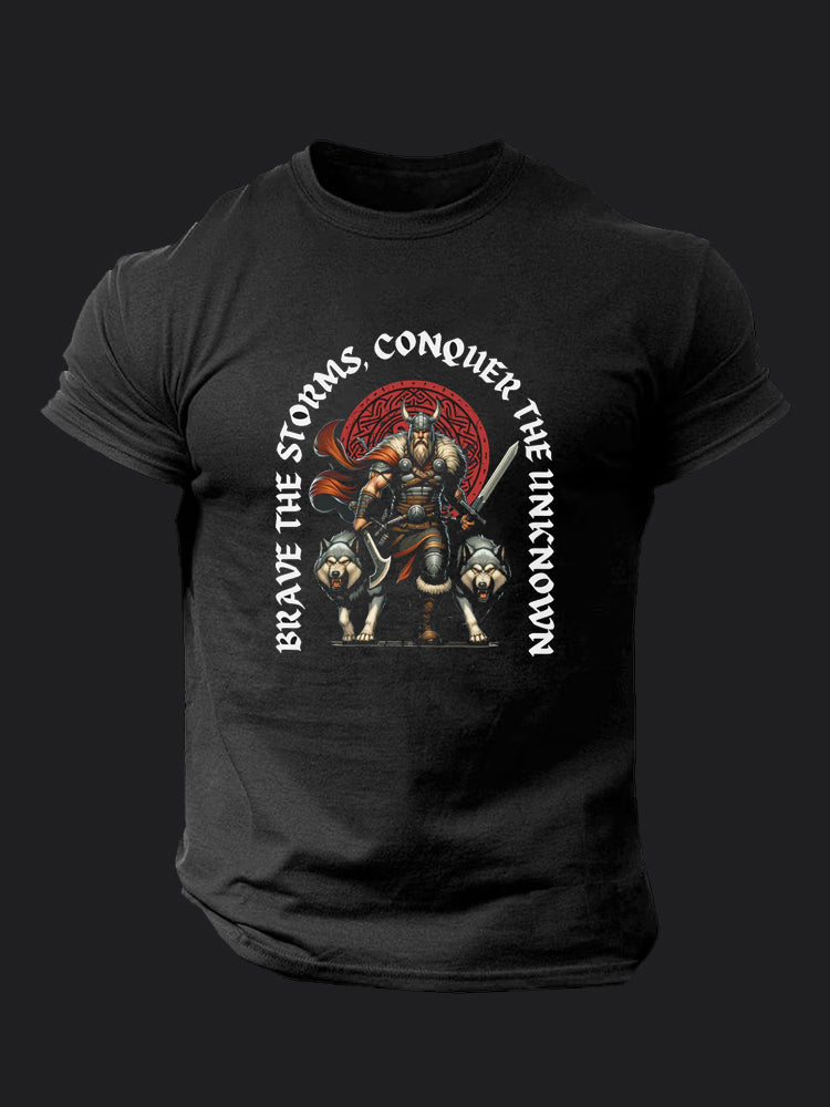 Brave the Storms BombApe GymT-shirt